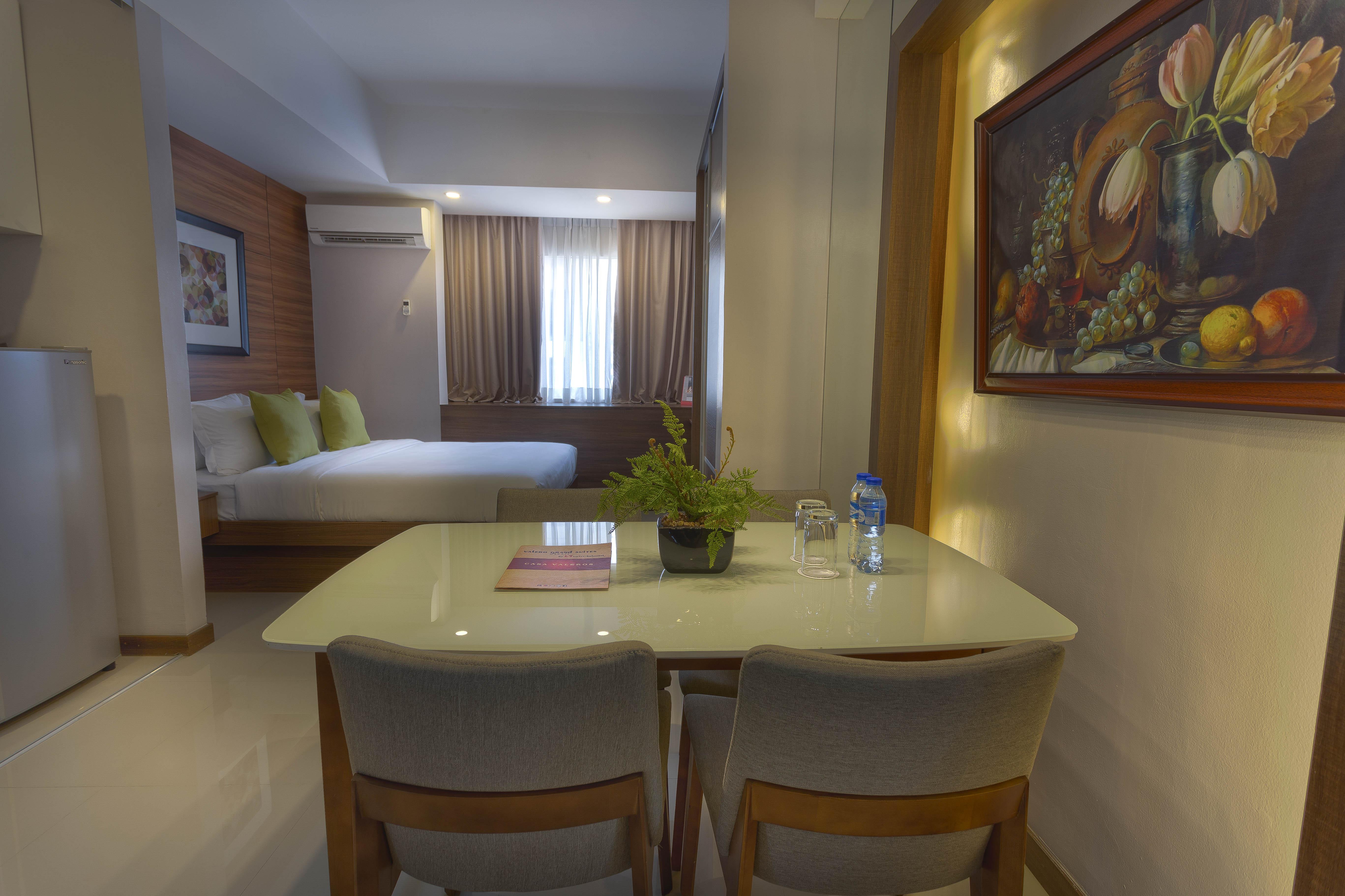 Valero Grand Suites By Swiss-Belhotel San Pedro Makati Exterior foto