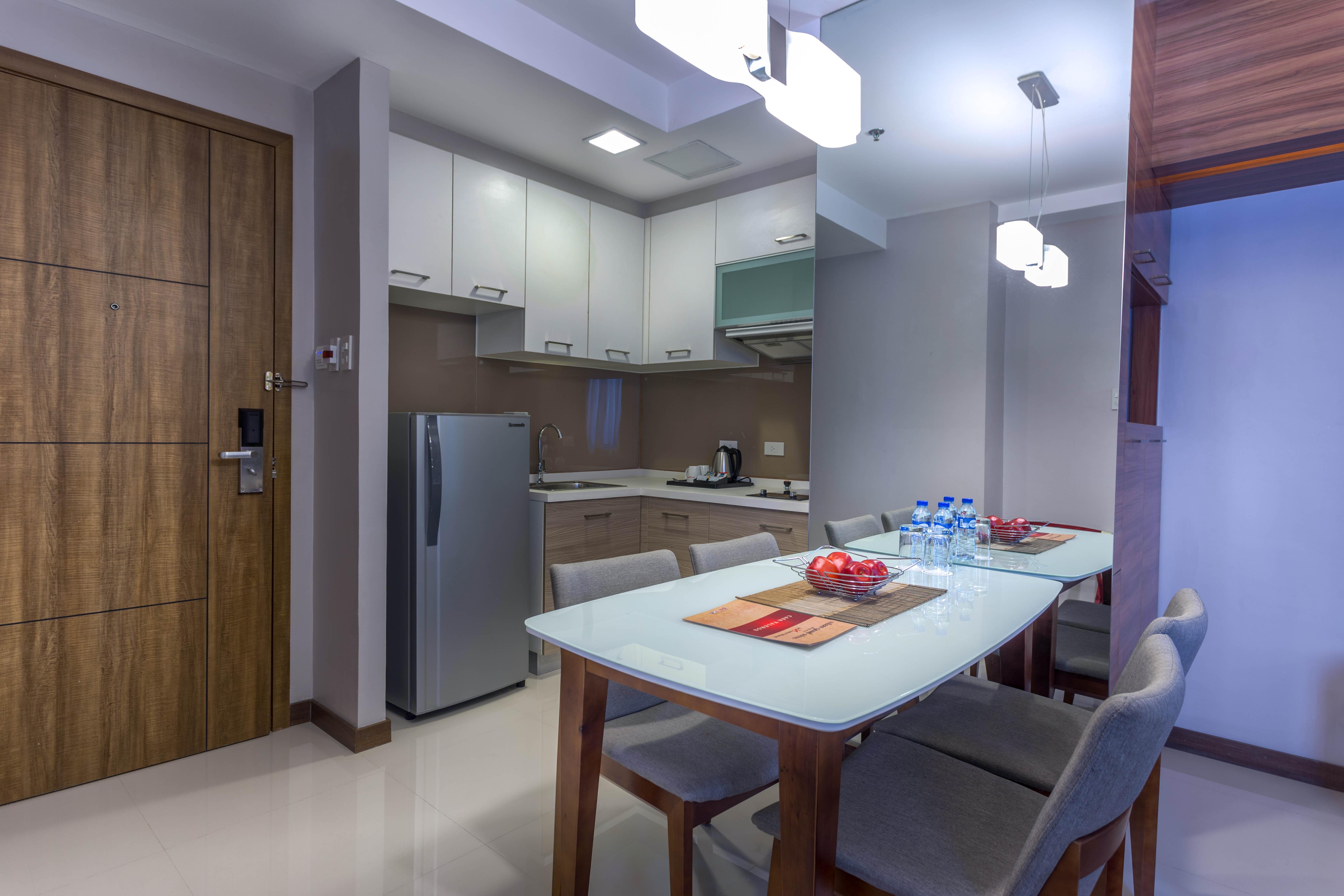 Valero Grand Suites By Swiss-Belhotel San Pedro Makati Exterior foto